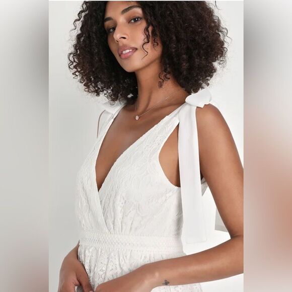 Lulus Sweet Flattery White Lace Tiered Tie-Strap Mini Dress in Size Small. NWT! - Picture 4 of 10